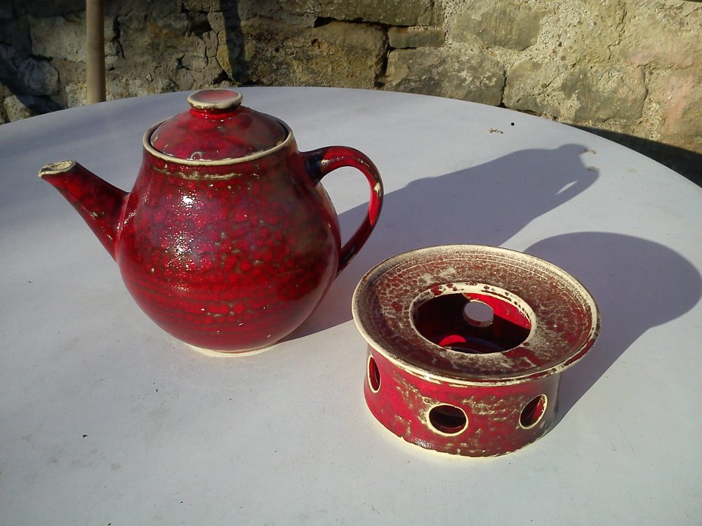 teapot with stove